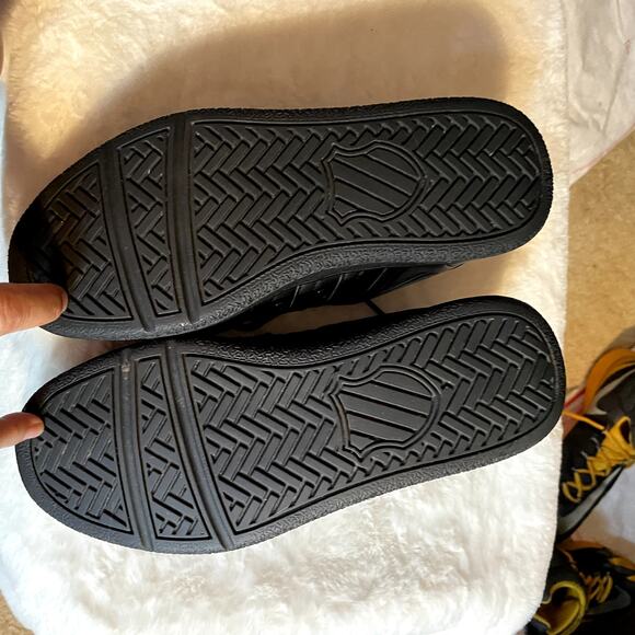 K Swiss Size 7.5 Women's Sneaker Court Style low Black  shoe Kayswiss - Picture 11 of 12